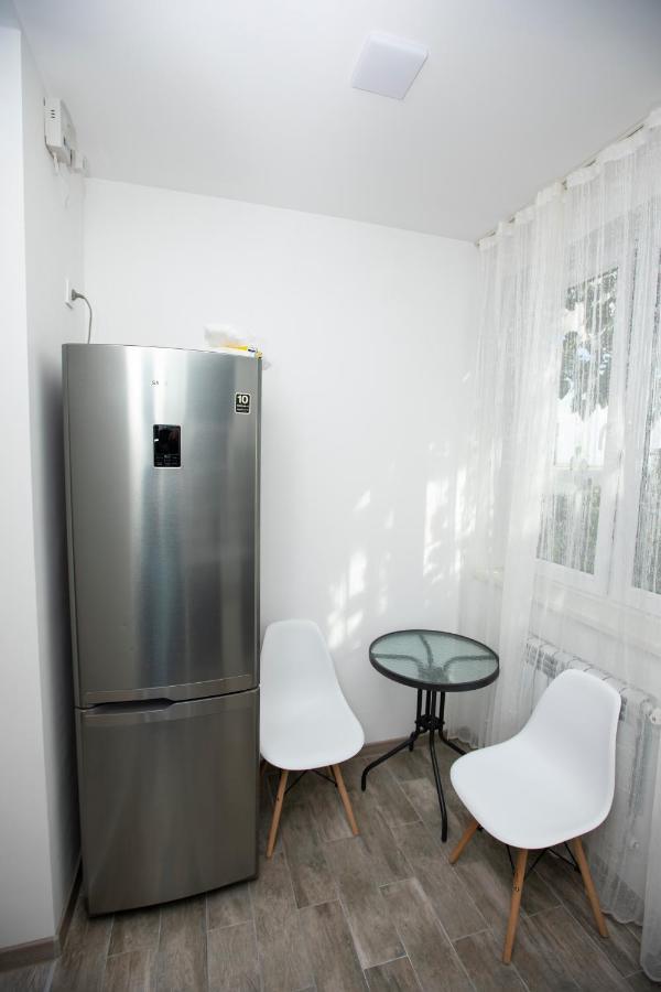 Modern Apartment In The Center With The View Of The Majestic Ararat Erevan Exterior foto