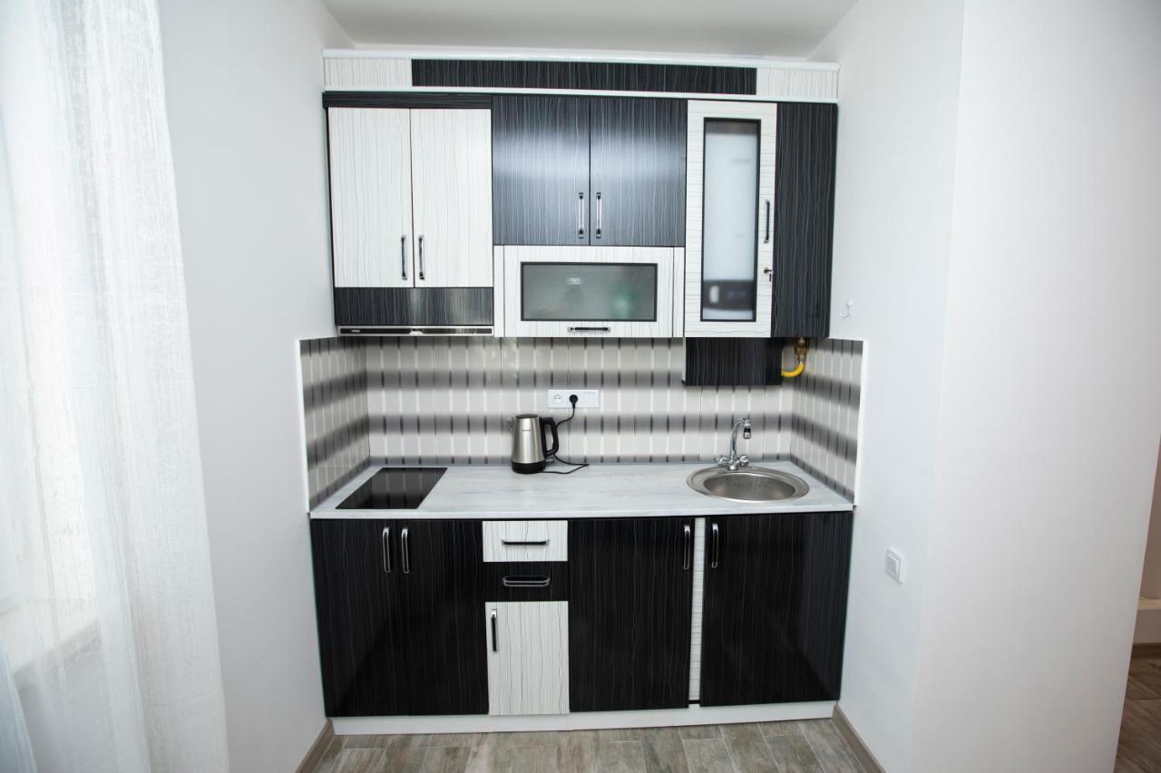 Modern Apartment In The Center With The View Of The Majestic Ararat Erevan Exterior foto